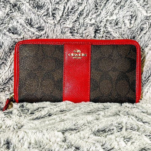 NWOT - COACH ACCORDION ZIP WALLET IN SIG COATED CANVAS W/LEATHER STRIPE (F5463) - Picture 1 of 3